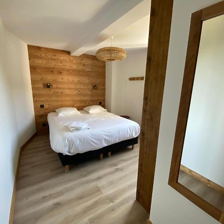 Residence Les 3 Sommets Sarcenas Bagian luar foto