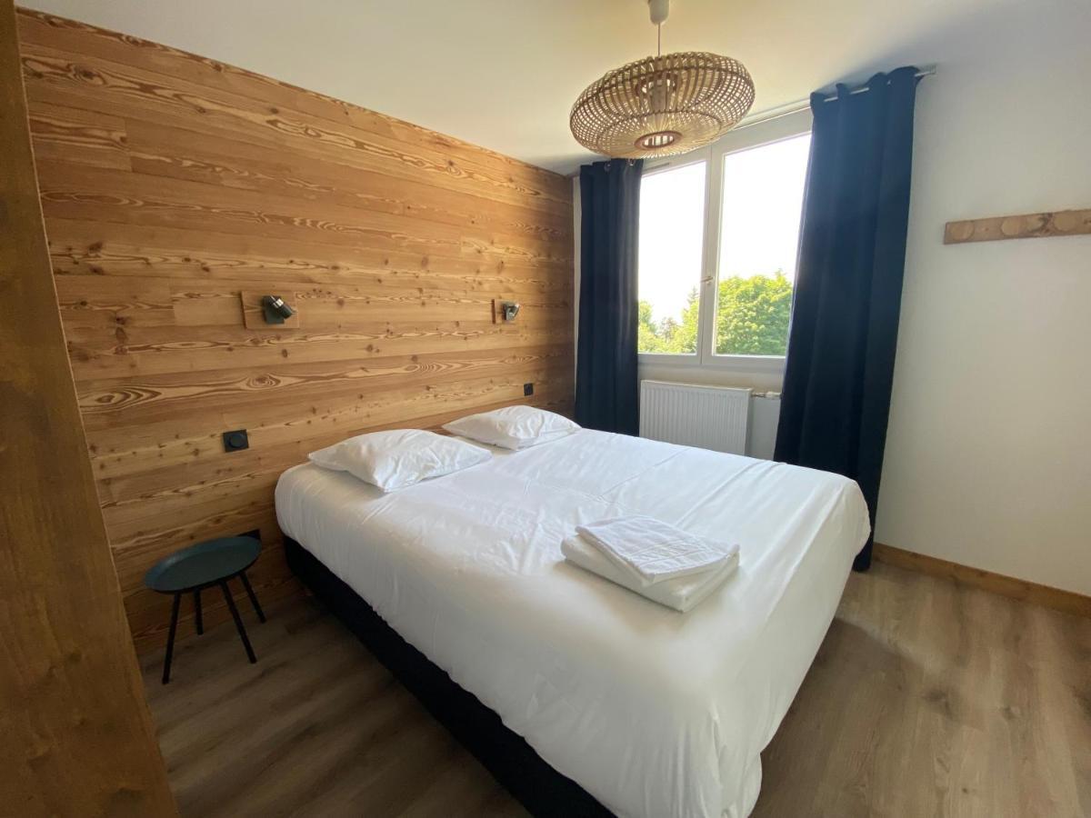 Residence Les 3 Sommets Sarcenas Bagian luar foto