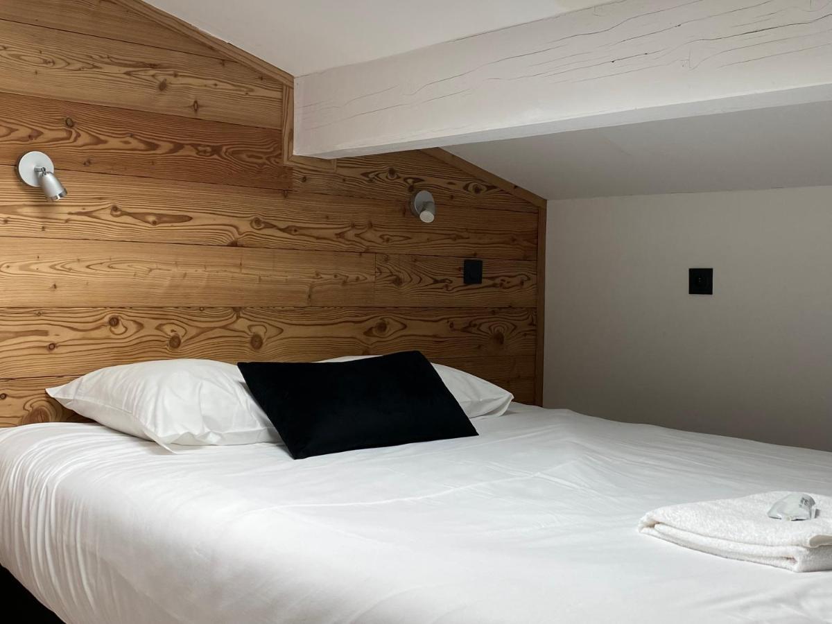 Residence Les 3 Sommets Sarcenas Bagian luar foto