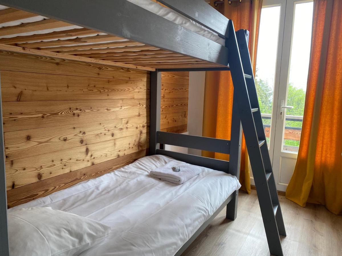 Residence Les 3 Sommets Sarcenas Bagian luar foto