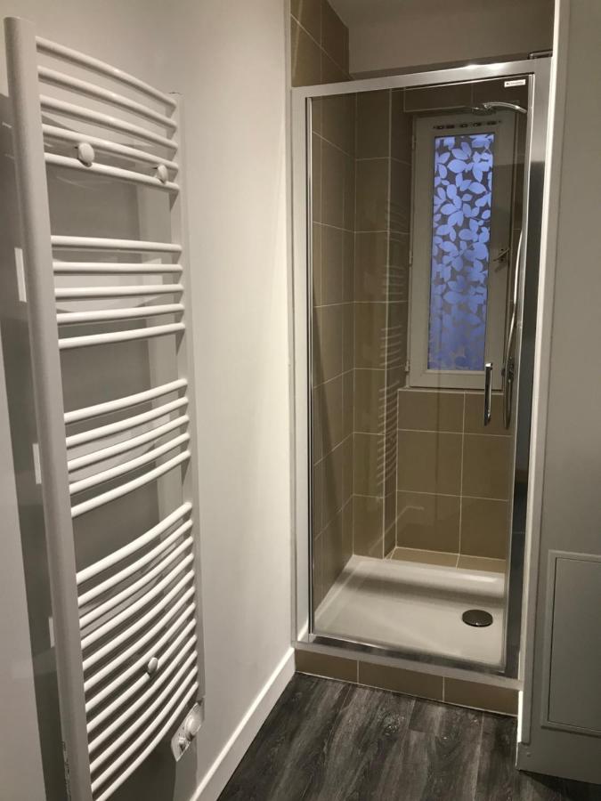 Residence Les 3 Sommets Sarcenas Bagian luar foto